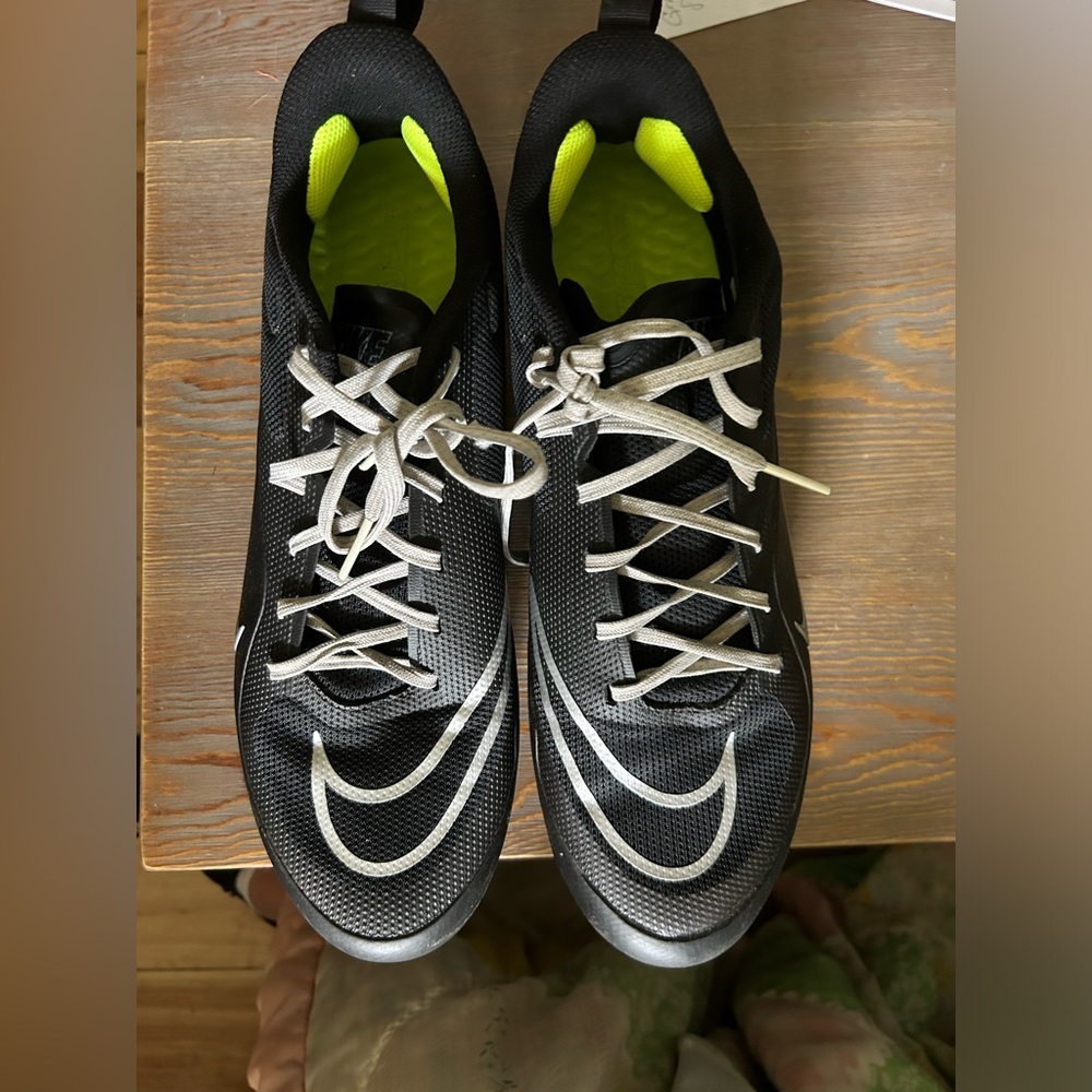New Nike huarache cleats-black sz 12